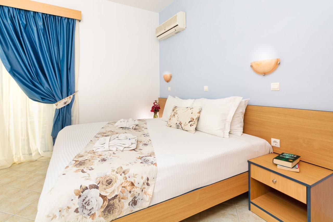 Bella Vista Stegna Aparthotel 3*